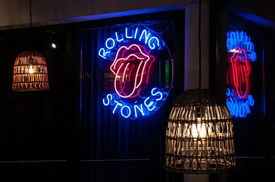 Szilveszteri buli a Rolling Stonesban!🥳🥂🍾